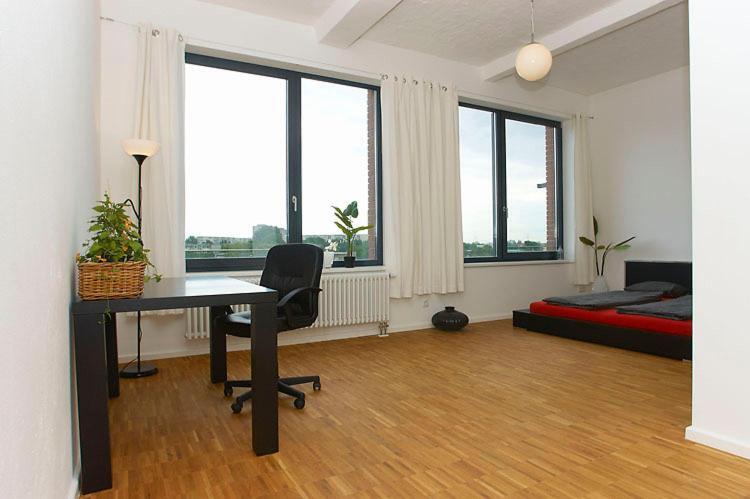 Spacious Studio Apartment Friedrichshain Berlijn Kamer foto
